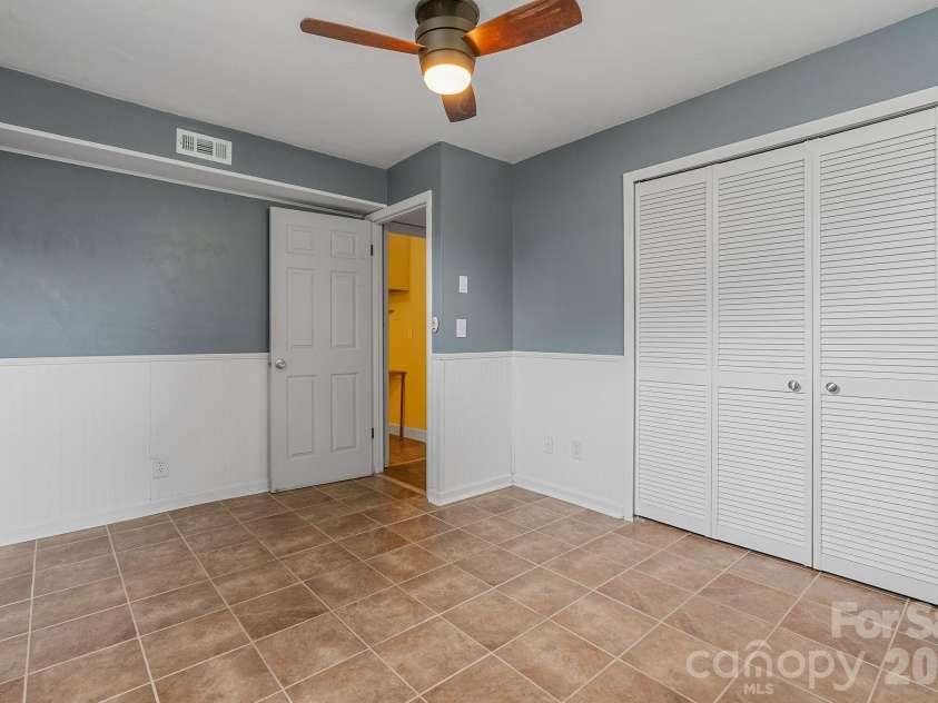 18 Briar Fork Way, Fletcher, NC 28732.  MLS# CAR4322791, YatesRealty ID 13240. 