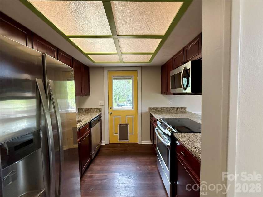 18 Briar Fork Way, Fletcher, NC 28732.  MLS# CAR4322791, YatesRealty ID 13240. 