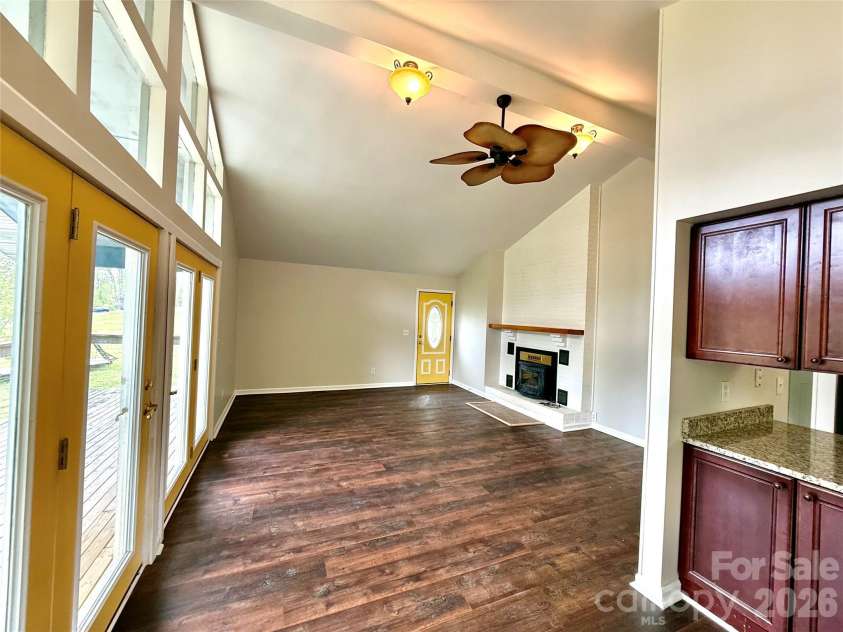 18 Briar Fork Way, Fletcher, NC 28732.  MLS# CAR4322791, YatesRealty ID 13240. 