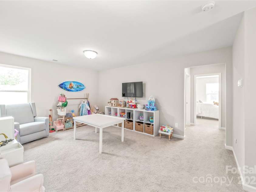 73 Sweet Peach Lane, Peachland, NC 28133.  MLS# CAR4210492, YatesRealty ID 13240. Large Open Loft