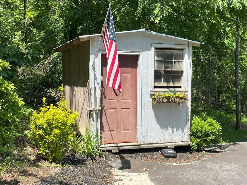 243 Buffalo Creek Road, Lake Lure, NC 28746.  MLS# CAR4219032, YatesRealty ID 13241. 