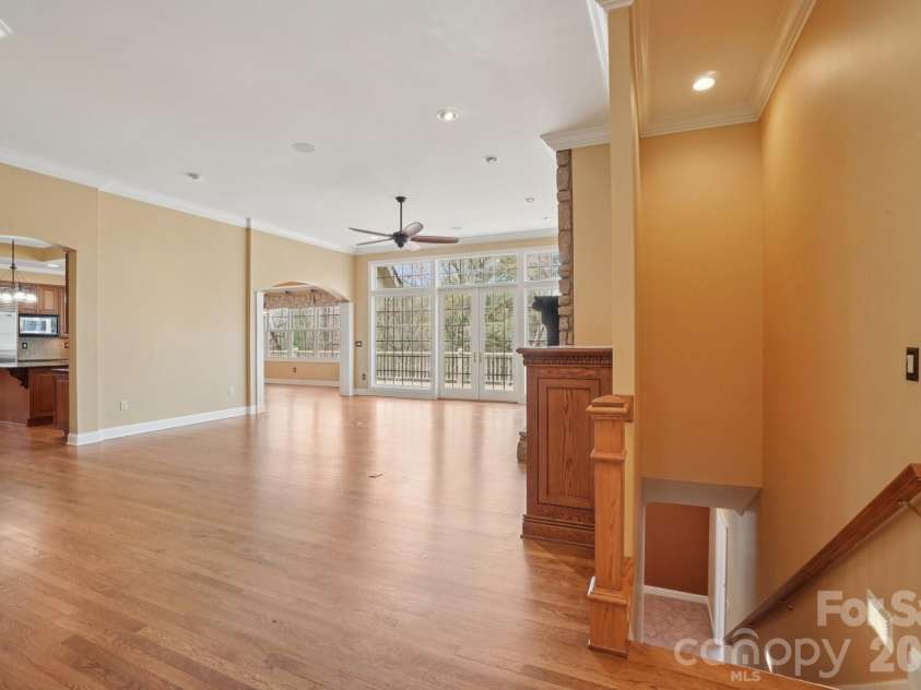 304 Pine Forest Trace, Hendersonville, NC 28739.  MLS# CAR4356124, YatesRealty ID 13241. 