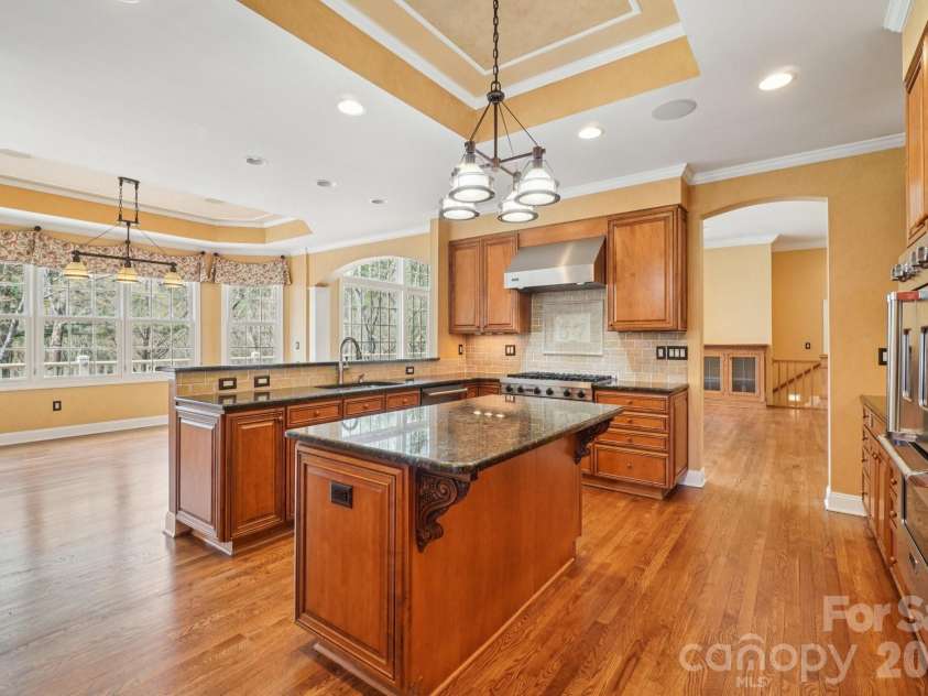 304 Pine Forest Trace, Hendersonville, NC 28739.  MLS# CAR4356124, YatesRealty ID 13241. 
