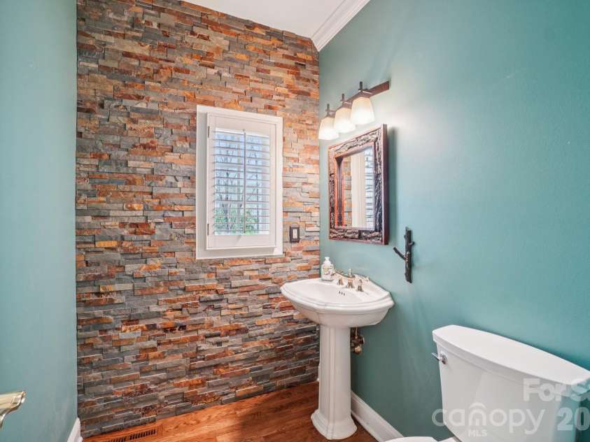 304 Pine Forest Trace, Hendersonville, NC 28739.  MLS# CAR4356124, YatesRealty ID 13241. 