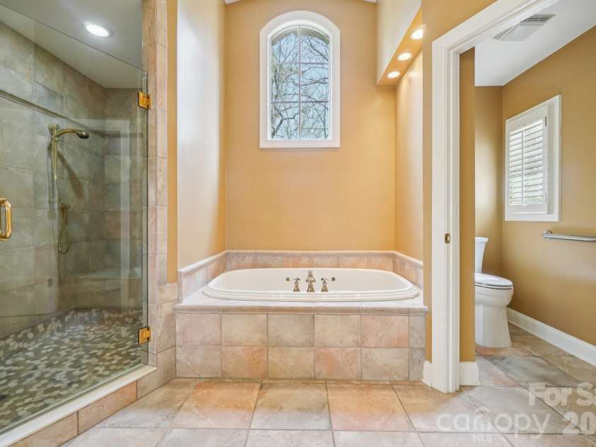 304 Pine Forest Trace, Hendersonville, NC 28739.  MLS# CAR4356124, YatesRealty ID 13241. 