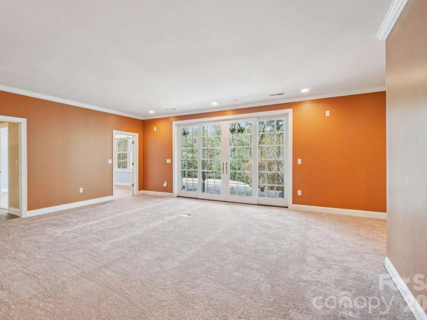 304 Pine Forest Trace, Hendersonville, NC 28739.  MLS# CAR4356124, YatesRealty ID 13241. 