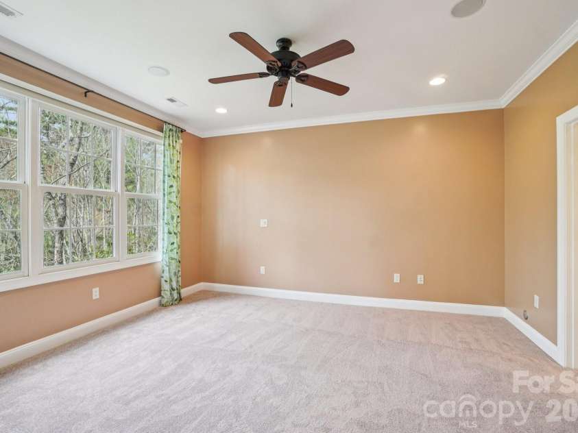 304 Pine Forest Trace, Hendersonville, NC 28739.  MLS# CAR4356124, YatesRealty ID 13241. 