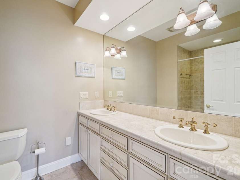 304 Pine Forest Trace, Hendersonville, NC 28739.  MLS# CAR4356124, YatesRealty ID 13241. 