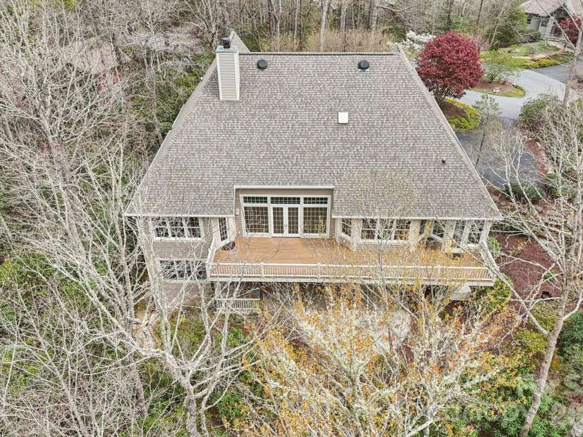 304 Pine Forest Trace, Hendersonville, NC 28739.  MLS# CAR4356124, YatesRealty ID 13241. 
