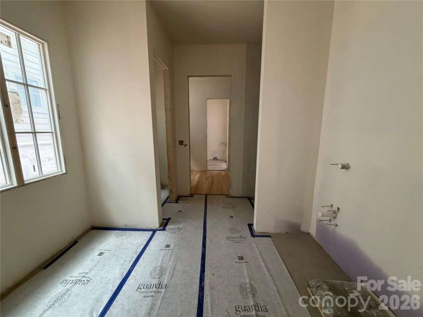 4127 Commonwealth Avenue, Charlotte, NC 28205.  MLS# CAR4325591, YatesRealty ID 13242. 