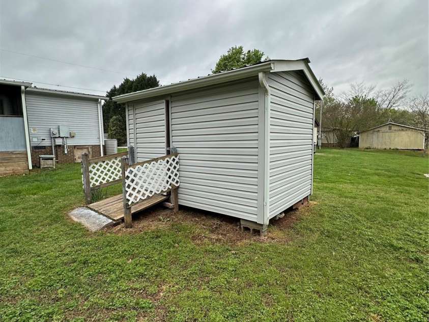 51 Kings Drive, Taylorsville, NC 28681.  MLS# CAR4245754, YatesRealty ID 13242. Outbuilding will convey
