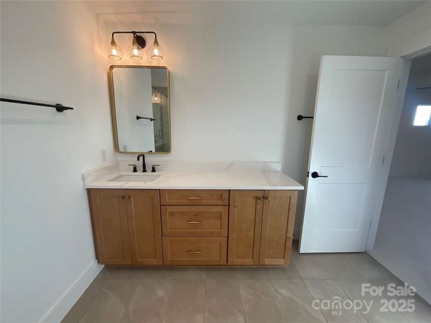 7362 Hemlock Court, Denver, NC 28037.  MLS# CAR4332535, YatesRealty ID 13243. Primary Bathroom/ His