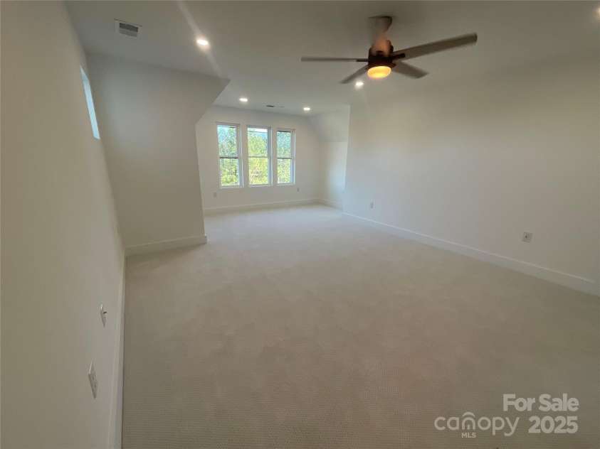 7362 Hemlock Court, Denver, NC 28037.  MLS# CAR4332535, YatesRealty ID 13243. Primary Bedroom