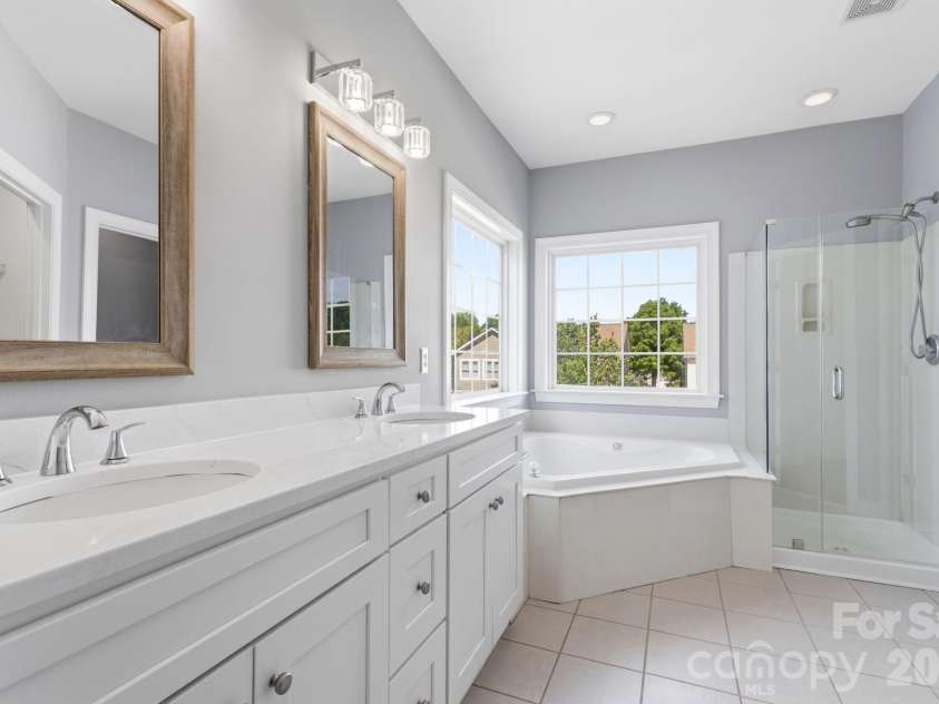 2010 Seabiscuit Drive, Indian Trail, NC 28079.  MLS# CAR4364117, YatesRealty ID 13244. Primary Bathroom