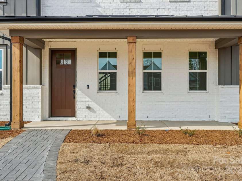 809 Terra Drive, Tega Cay, SC 29708.  MLS# CAR4195842, YatesRealty ID 13244. Front Porch