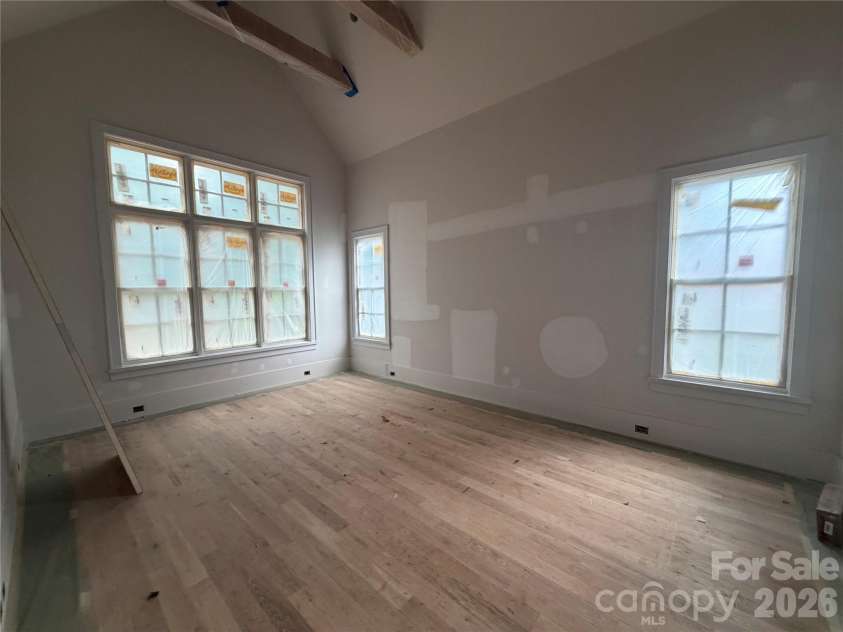 4201 Commonwealth Avenue, Charlotte, NC 28205.  MLS# CAR4325562, YatesRealty ID 13245. 
