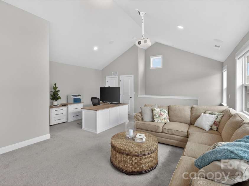 7712 Waverly Walk Avenue, Charlotte, NC 28277.  MLS# CAR4356681, YatesRealty ID 13246. 