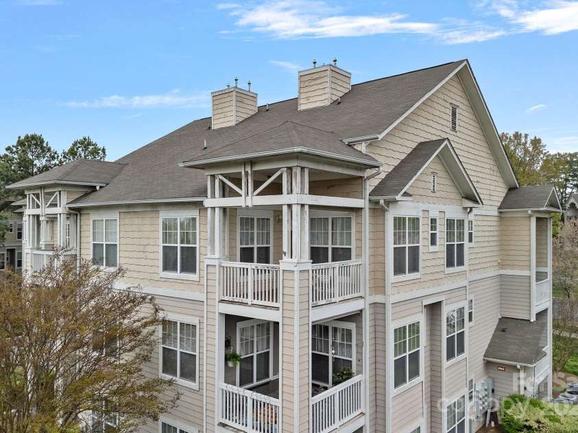 18742 Nautical Drive, Cornelius, NC 28031.  MLS# CAR4294486, YatesRealty ID 13247. 