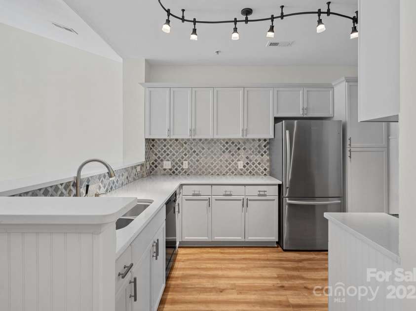 18742 Nautical Drive, Cornelius, NC 28031.  MLS# CAR4328729, YatesRealty ID 13247. 