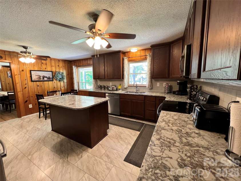 24530 Ridgecrest Road, Locust, NC 28097.  MLS# CAR4369926, YatesRealty ID 13247. Kitchen 