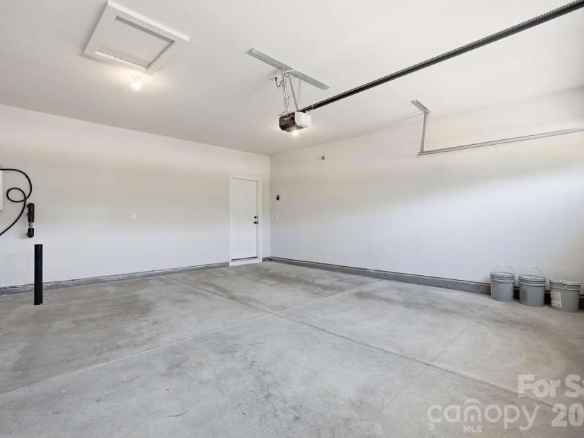 2038 Mantle Ridge Drive, Indian Trail, NC 28079.  MLS# CAR4368327, YatesRealty ID 13249. 2 car garage