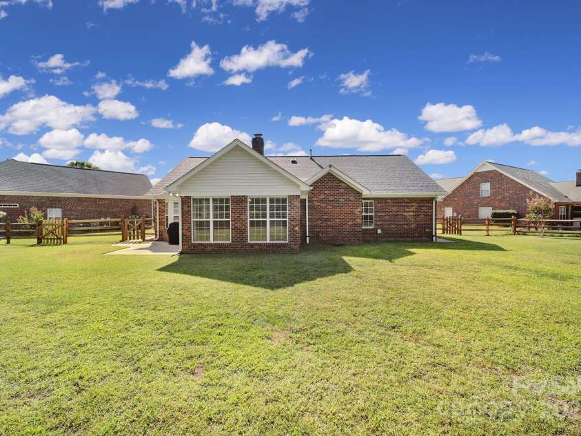 849 Treva Anne Drive, Concord, NC 28027.  MLS# CAR4300461, YatesRealty ID 13249. 