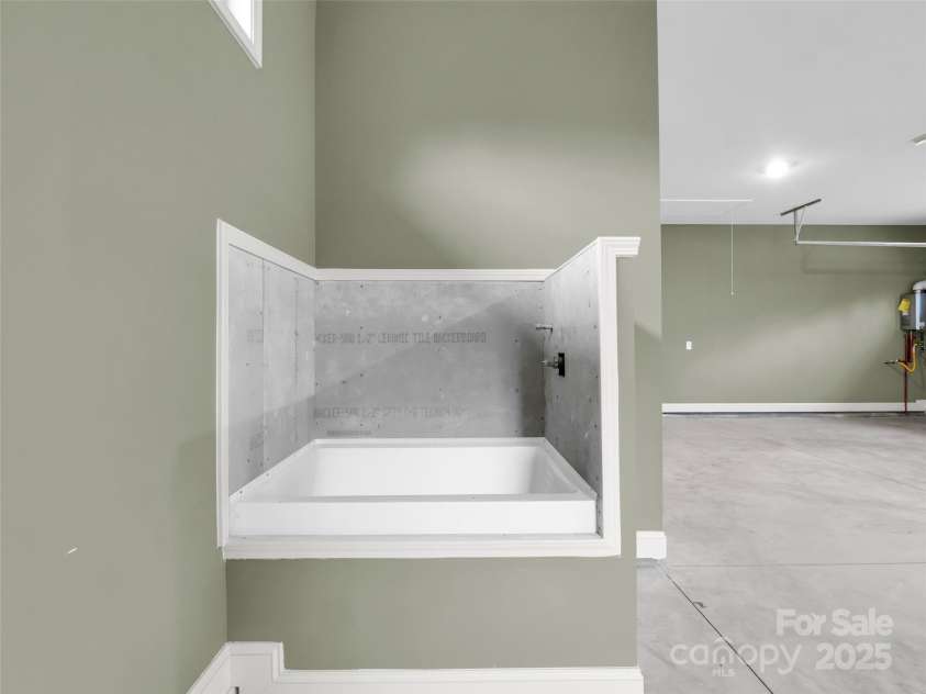 140 Cove Crest Drive, Rutherfordton, NC 28139.  MLS# CAR4321200, YatesRealty ID 1325. 