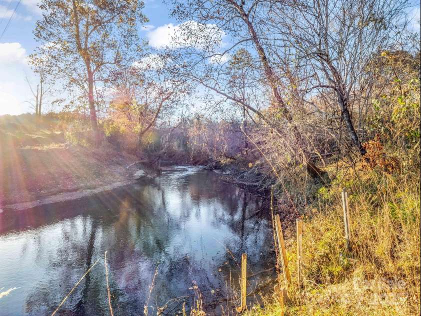 140 Cove Crest Drive, Rutherfordton, NC 28139.  MLS# CAR4321200, YatesRealty ID 1325. 