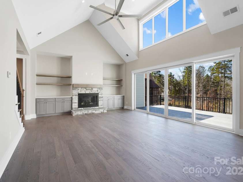 154 Fox Hunt Drive, Mooresville, NC 28117.  MLS# CAR4278407, YatesRealty ID 1325. 