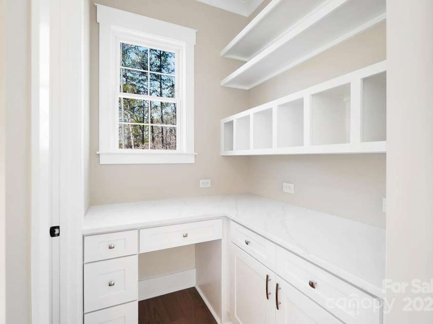 154 Fox Hunt Drive, Mooresville, NC 28117.  MLS# CAR4278407, YatesRealty ID 1325. 
