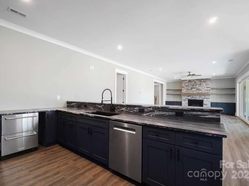 154 Fox Hunt Drive, Mooresville, NC 28117.  MLS# CAR4278407, YatesRealty ID 1325. 
