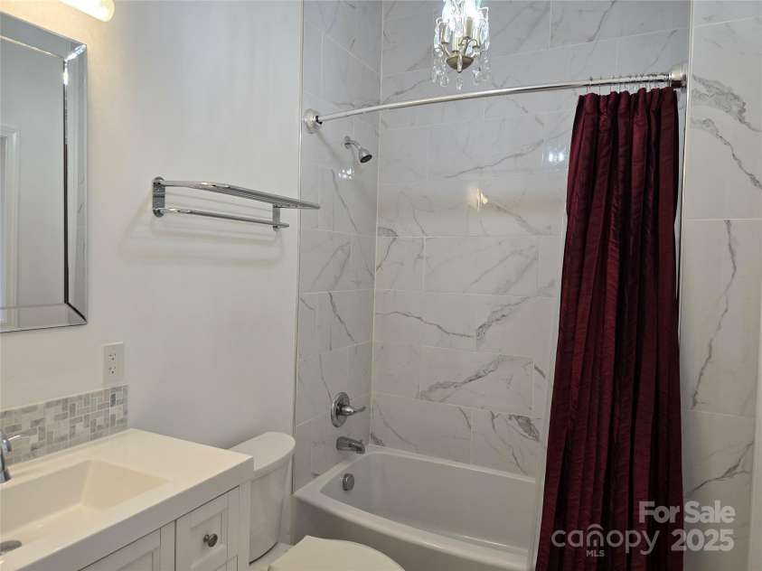 2510 Lentz Road, China Grove, NC 28023.  MLS# CAR4219428, YatesRealty ID 13250. Hallway Bathroom
