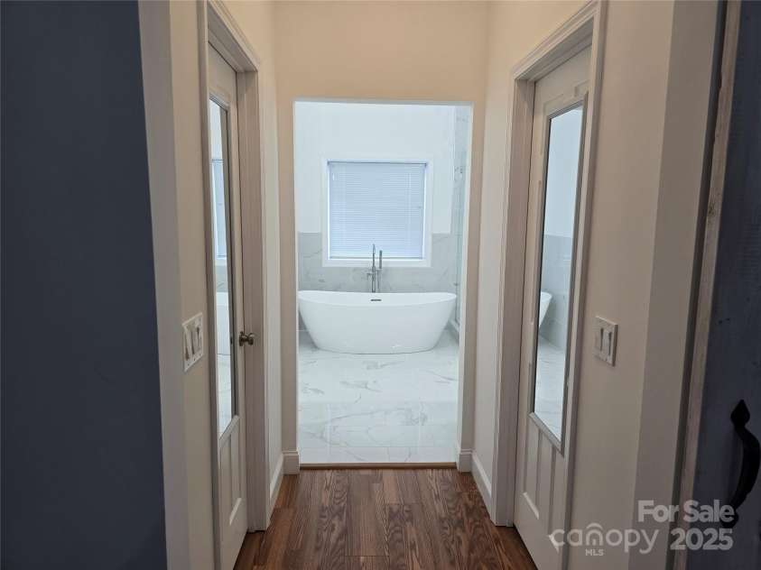 2510 Lentz Road, China Grove, NC 28023.  MLS# CAR4219428, YatesRealty ID 13250. Primary His & Hers walk-in