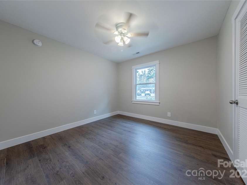 1114 University Drive, Lancaster, SC 29720.  MLS# CAR4231906, YatesRealty ID 13251. 