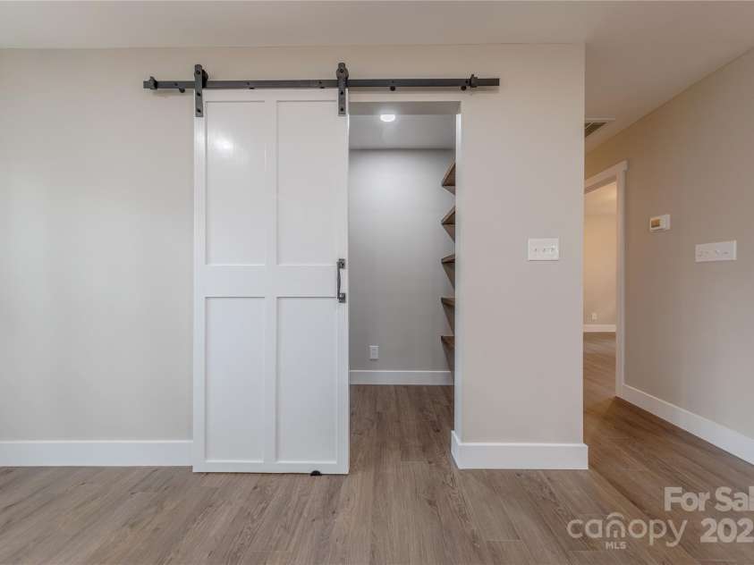 1114 University Drive, Lancaster, SC 29720.  MLS# CAR4231906, YatesRealty ID 13251. 