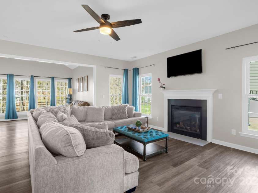 2010 Hollyhedge Lane, Indian Trail, NC 28079.  MLS# CAR4227208, YatesRealty ID 13253. 