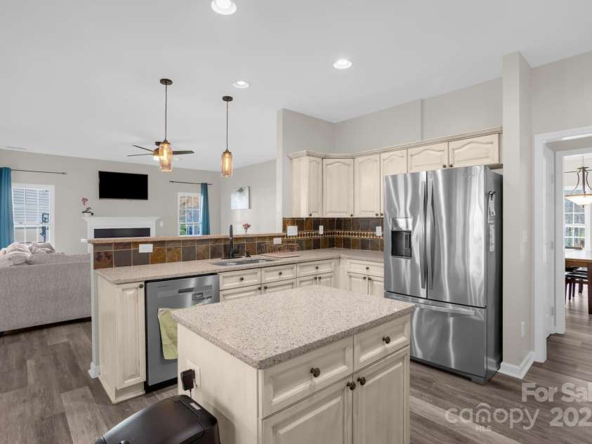 2010 Hollyhedge Lane, Indian Trail, NC 28079.  MLS# CAR4227208, YatesRealty ID 13253. 