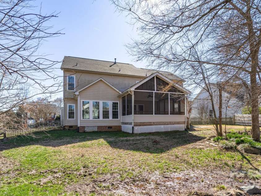 2010 Hollyhedge Lane, Indian Trail, NC 28079.  MLS# CAR4227208, YatesRealty ID 13253. 