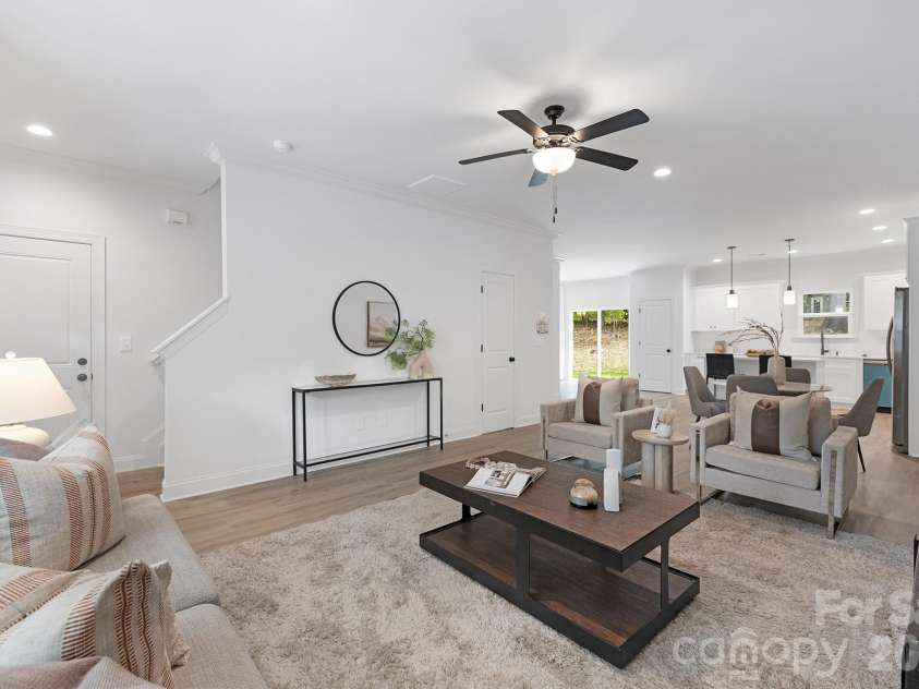 5549 Manning Road, Charlotte, NC 28269.  MLS# CAR4368072, YatesRealty ID 13253. Representation