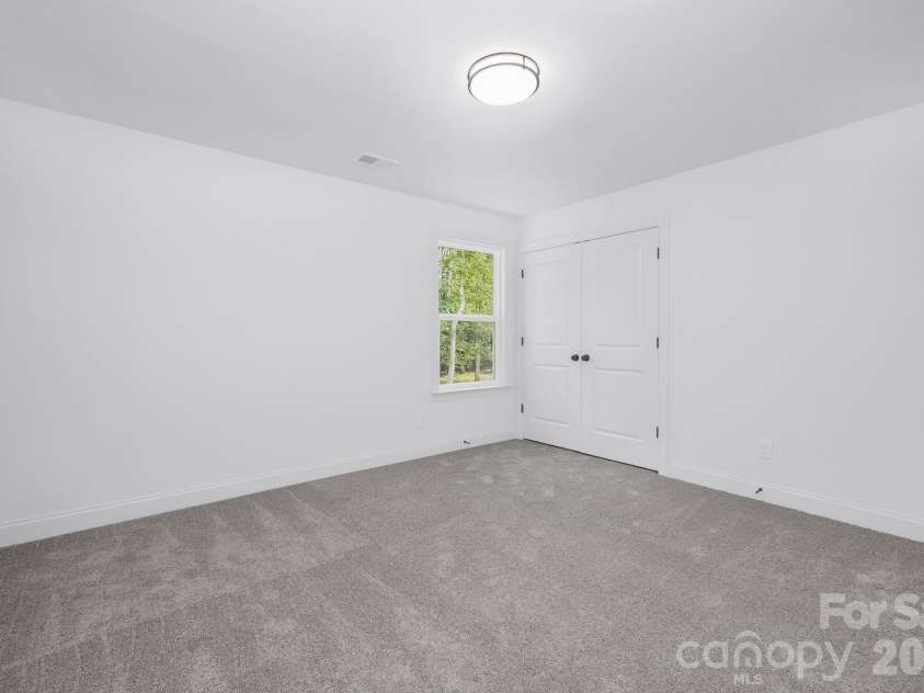5549 Manning Road, Charlotte, NC 28269.  MLS# CAR4368072, YatesRealty ID 13253. Representation