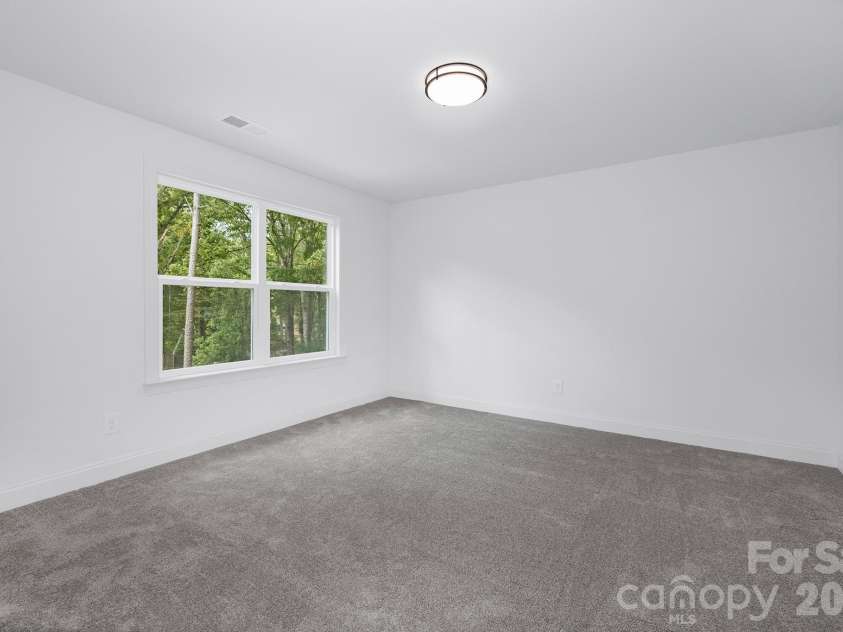 5549 Manning Road, Charlotte, NC 28269.  MLS# CAR4368072, YatesRealty ID 13253. Representation