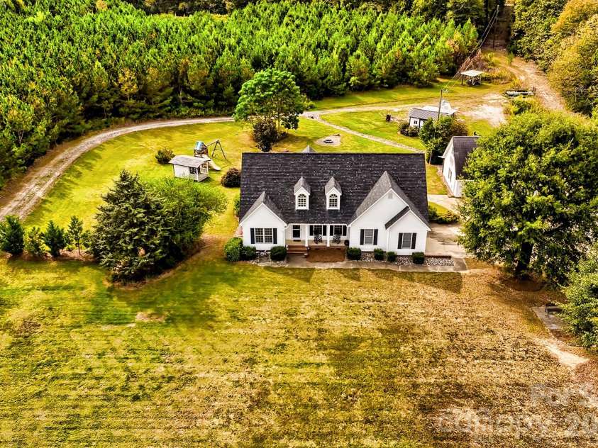 176 Griffin Road, Pageland, SC 29728.  MLS# CAR4307354, YatesRealty ID 13254. 