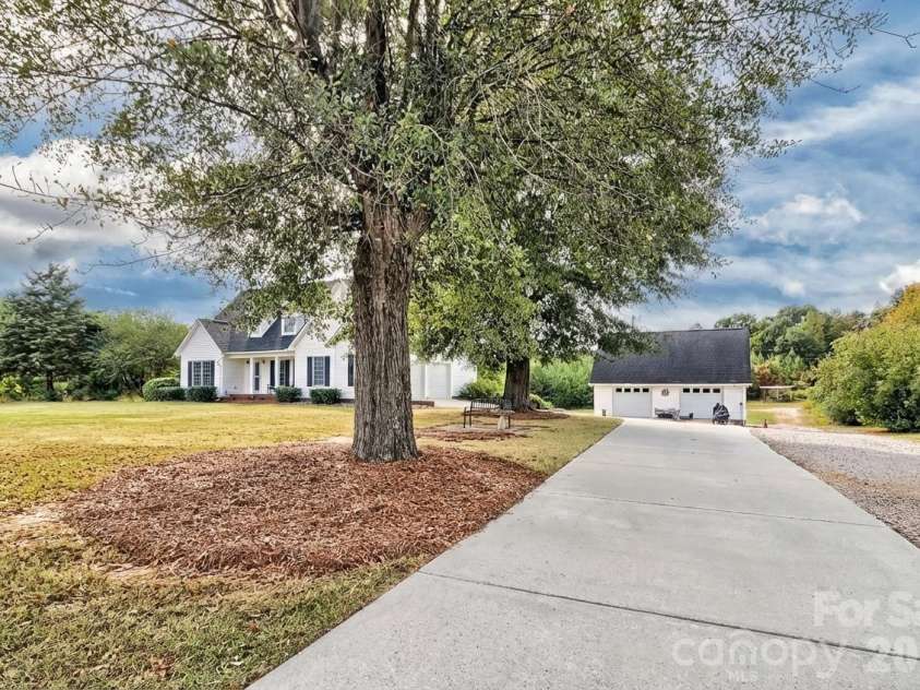 176 Griffin Road, Pageland, SC 29728.  MLS# CAR4307354, YatesRealty ID 13254. 