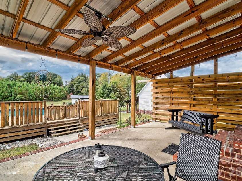 176 Griffin Road, Pageland, SC 29728.  MLS# CAR4307354, YatesRealty ID 13254. 