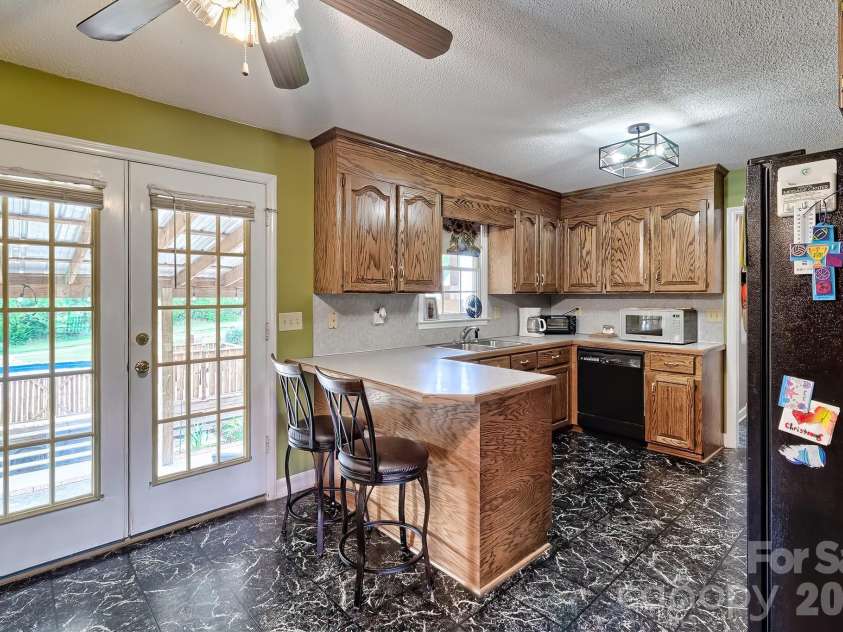 176 Griffin Road, Pageland, SC 29728.  MLS# CAR4307354, YatesRealty ID 13254. 