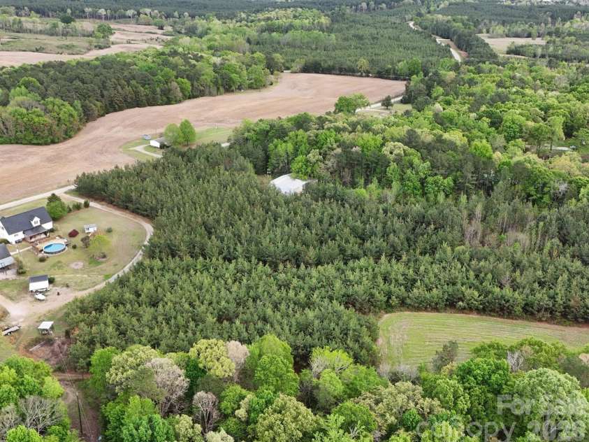 176 Griffin Road, Pageland, SC 29728.  MLS# CAR4307354, YatesRealty ID 13254. 