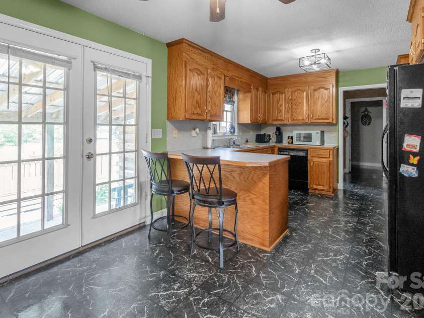 176 Griffin Road, Pageland, SC 29728.  MLS# CAR4307354, YatesRealty ID 13254. 