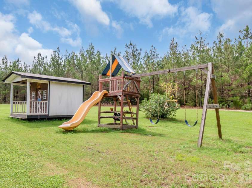 176 Griffin Road, Pageland, SC 29728.  MLS# CAR4307354, YatesRealty ID 13254. 
