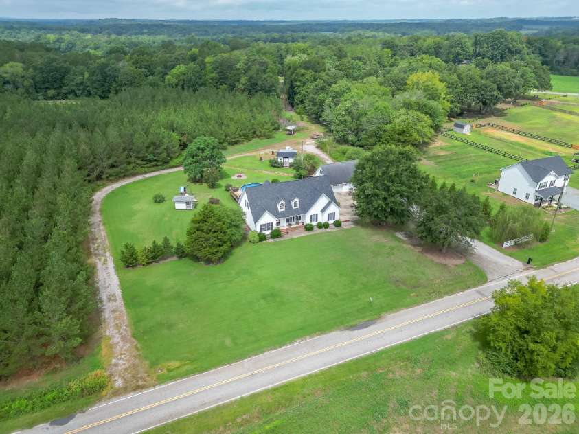 176 Griffin Road, Pageland, SC 29728.  MLS# CAR4307354, YatesRealty ID 13254. 