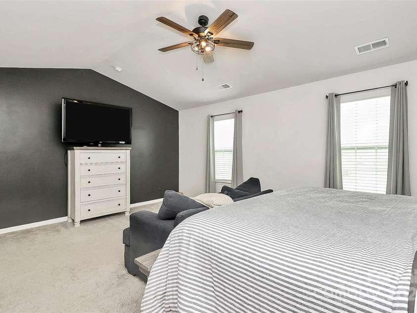 9203 Mackinaw Drive, Gastonia, NC 28056.  MLS# CAR4221927, YatesRealty ID 13254. Primary Bedroom